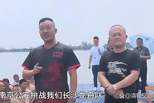 德科：巴萨没有跟哈维续约多年，这是因为他自己不想